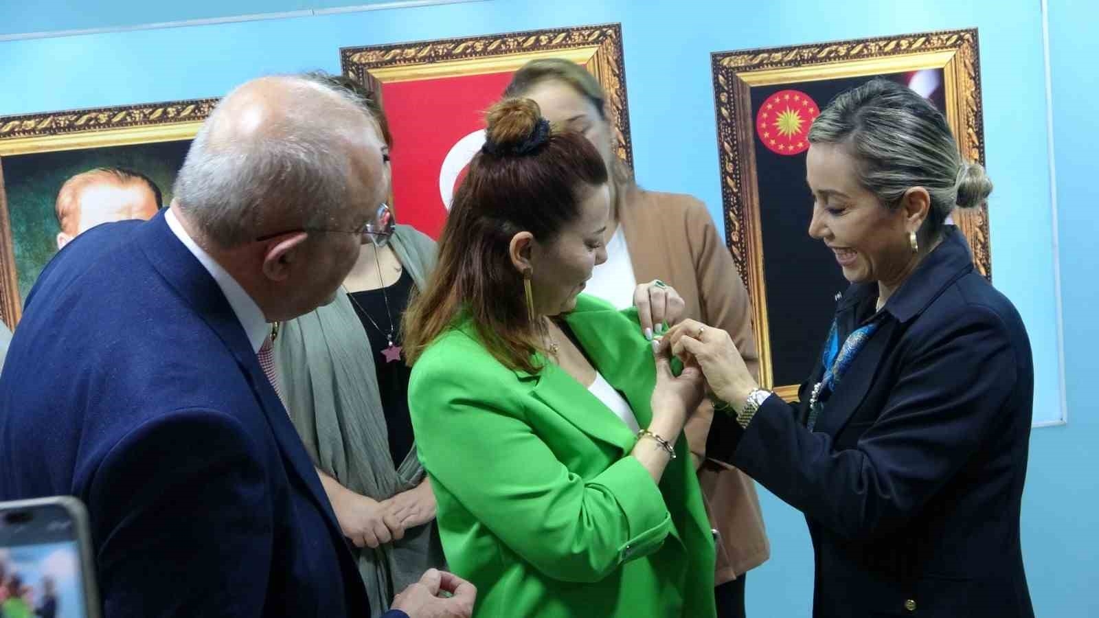 Manavgat'ta 40 kadın AK Parti saflarına katıldı
