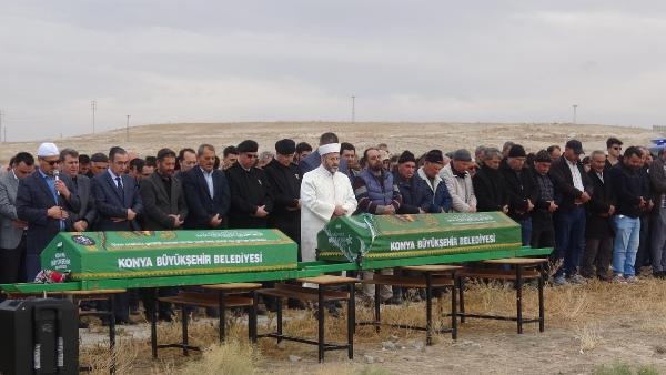 Otomobilin çarptığı anneanne, kızı ve 3 torunu toprağa verildi