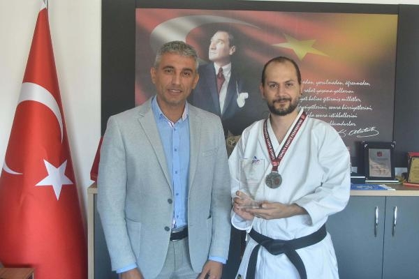 Para karatede 'yılın en iyi sporcusu' seçildi, hedef büyüttü