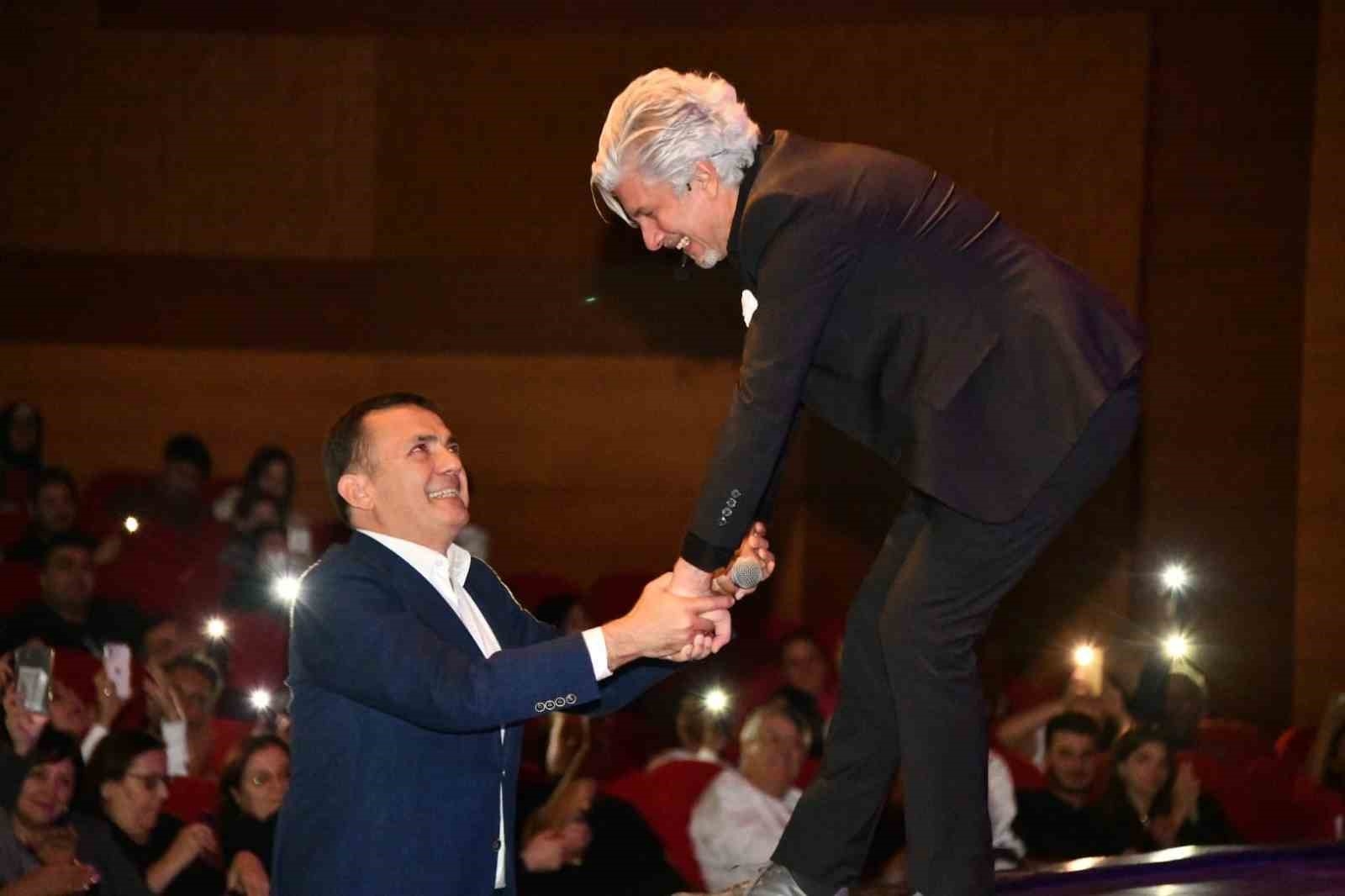Yenişehir Belediyesi 9 günlük tiyatro festivalinde 13 bin sanatseveri ağırladı
