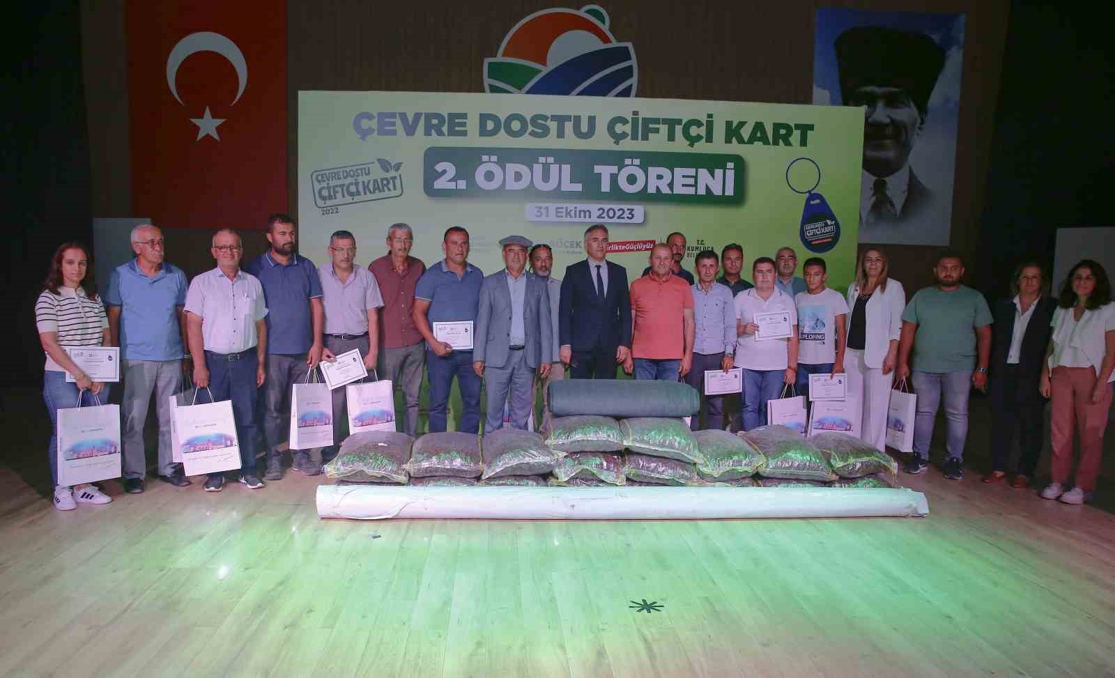 Zirai atıkları otomata attılar ödülü kaptılar