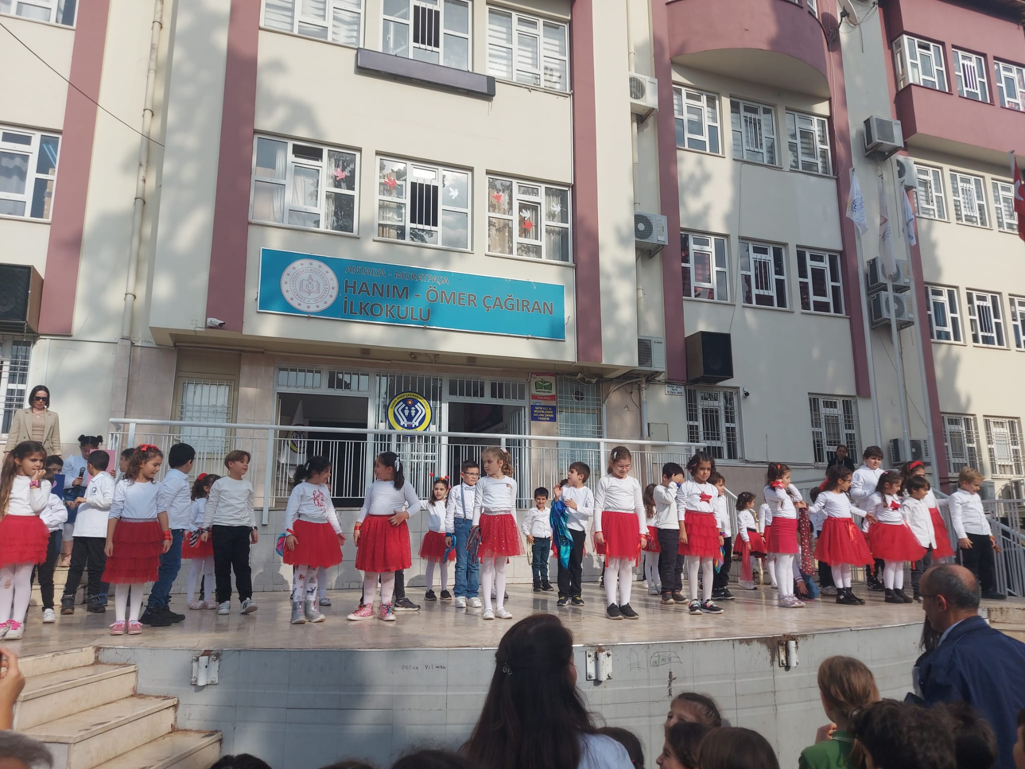 Miniklerden engelliler için anlamlı program