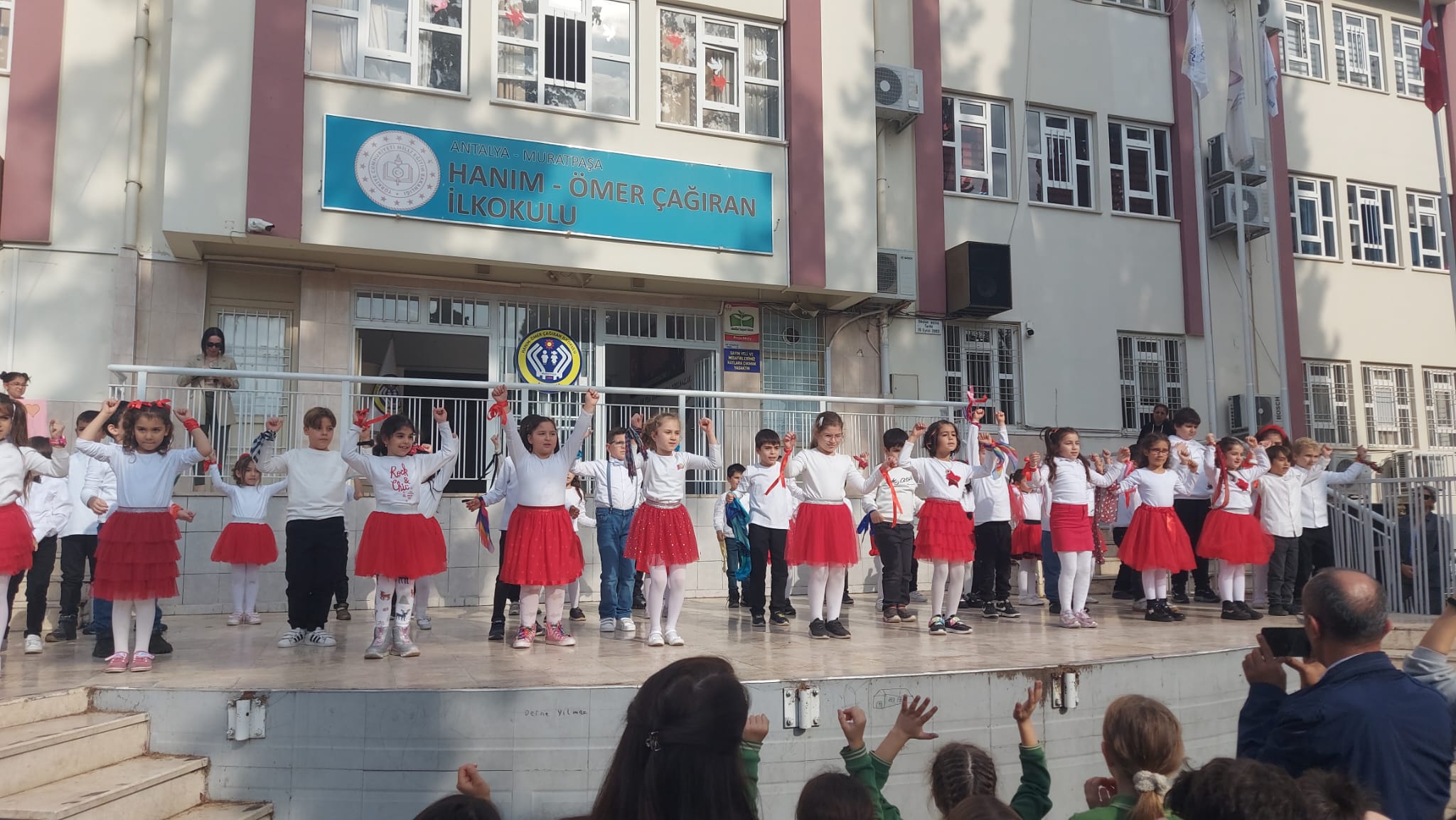 Miniklerden engelliler için anlamlı program