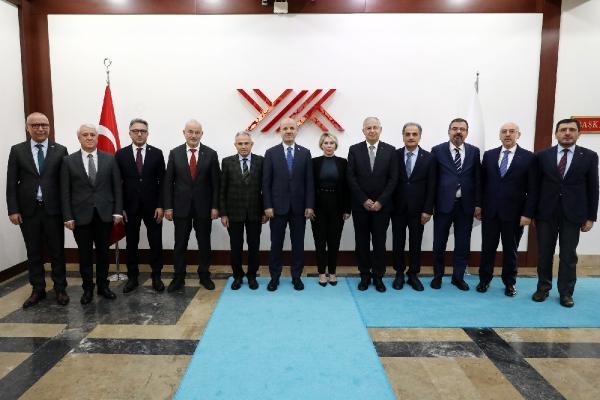 6 üniversite, 'Araştırma Üniversitesi Aday İzleme Programı'na alındı