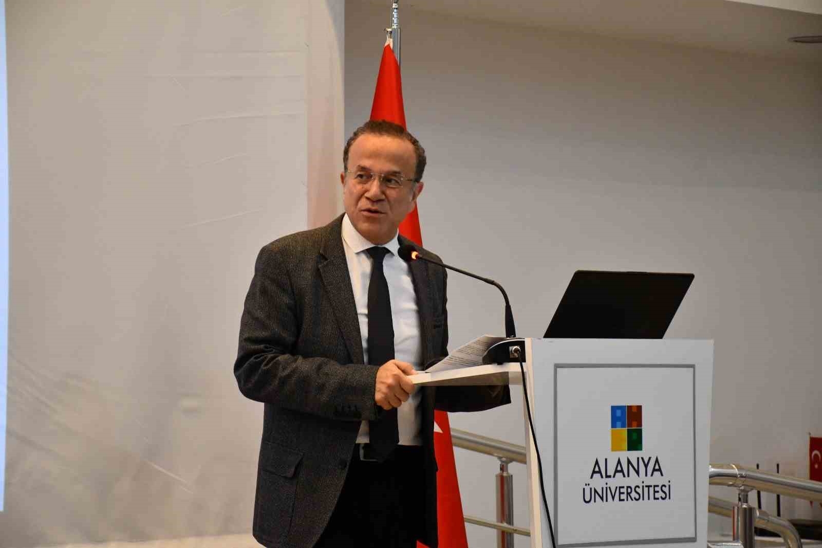 Alanya Üniversitesi'nde Dünya Engelliler Günü Paneli