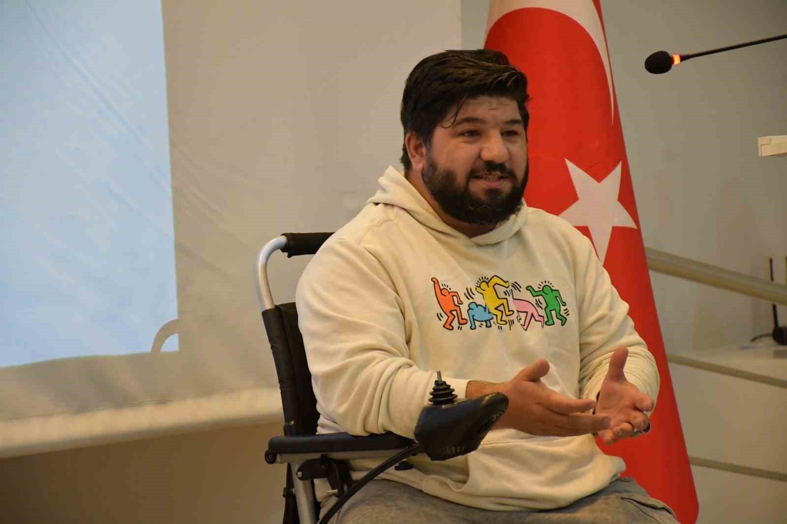 Alanya Üniversitesi'nde Dünya Engelliler Günü Paneli