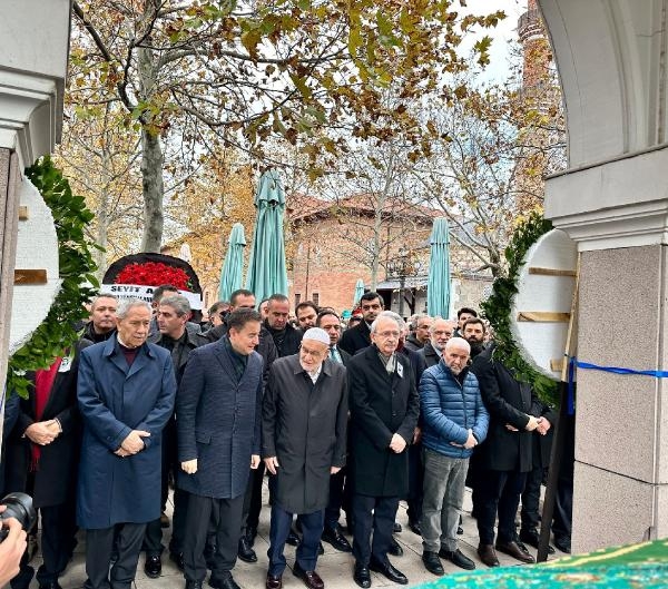 Ali Babacan'ın annesi, son yolculuğuna uğurlandı