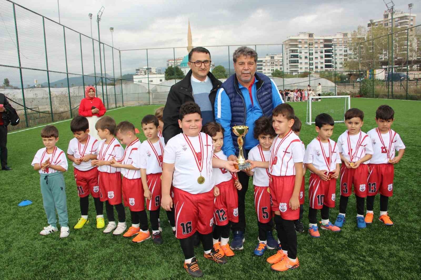 Anaokulları arasında futbol turnuvası