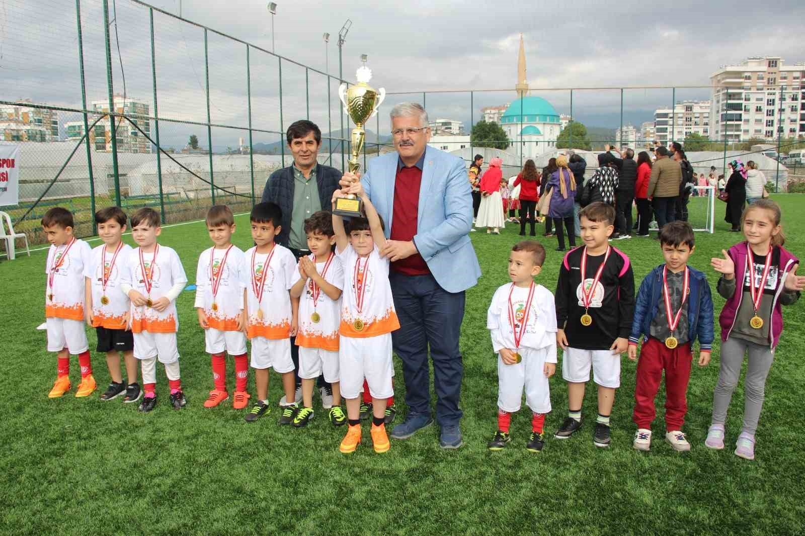 Anaokulları arasında futbol turnuvası