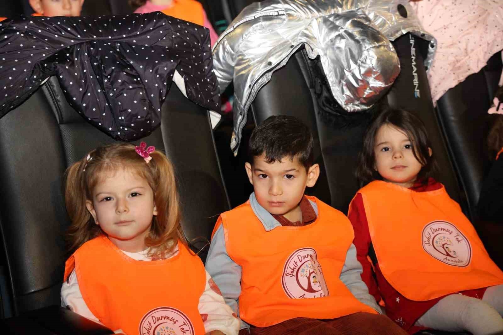 Anaokulu öğrencileri sinema ile buluştu