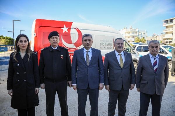 Antalya'da yerleşik yabancı sayısı, 42 bin kişi azaldı