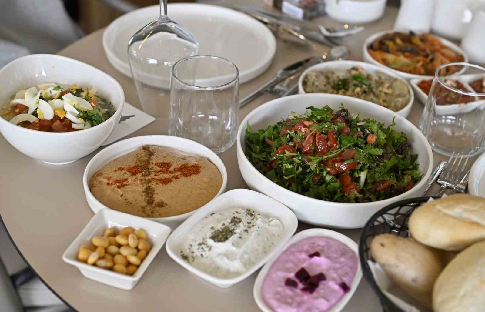 Antalya'nın tescilli lezzetleri bir arada