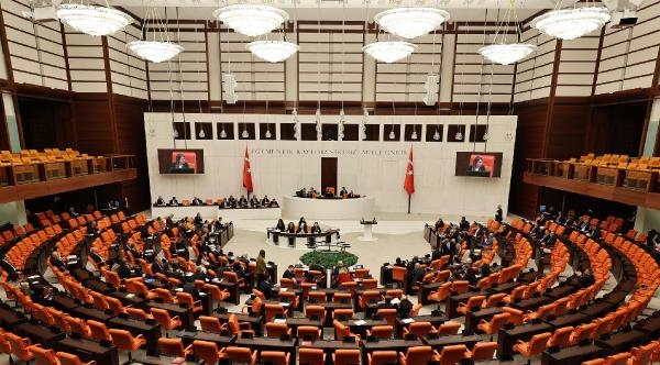 Bakan Işıkhan: Asgari ücretin herkesin mutabık kaldığı seviyede olmasını ümit ediyoruz