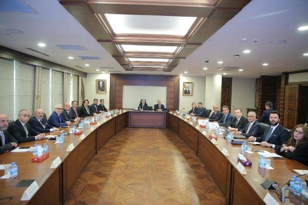 Bakan Şimşek: Enerjide dışa bağımlılığımızı azaltıyoruz