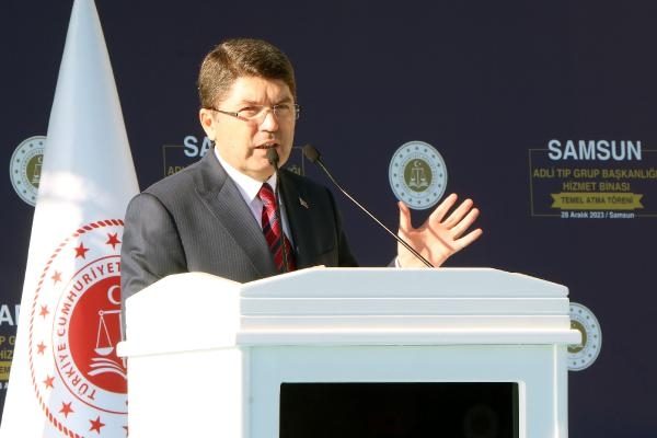 Bakan Tunç: Türkiye'nin yeni bir anayasaya ihtiyacı var