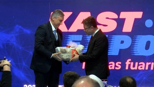 Bakan Yumaklı: Türkiye adeta dünyanın yıldızı haline geldi