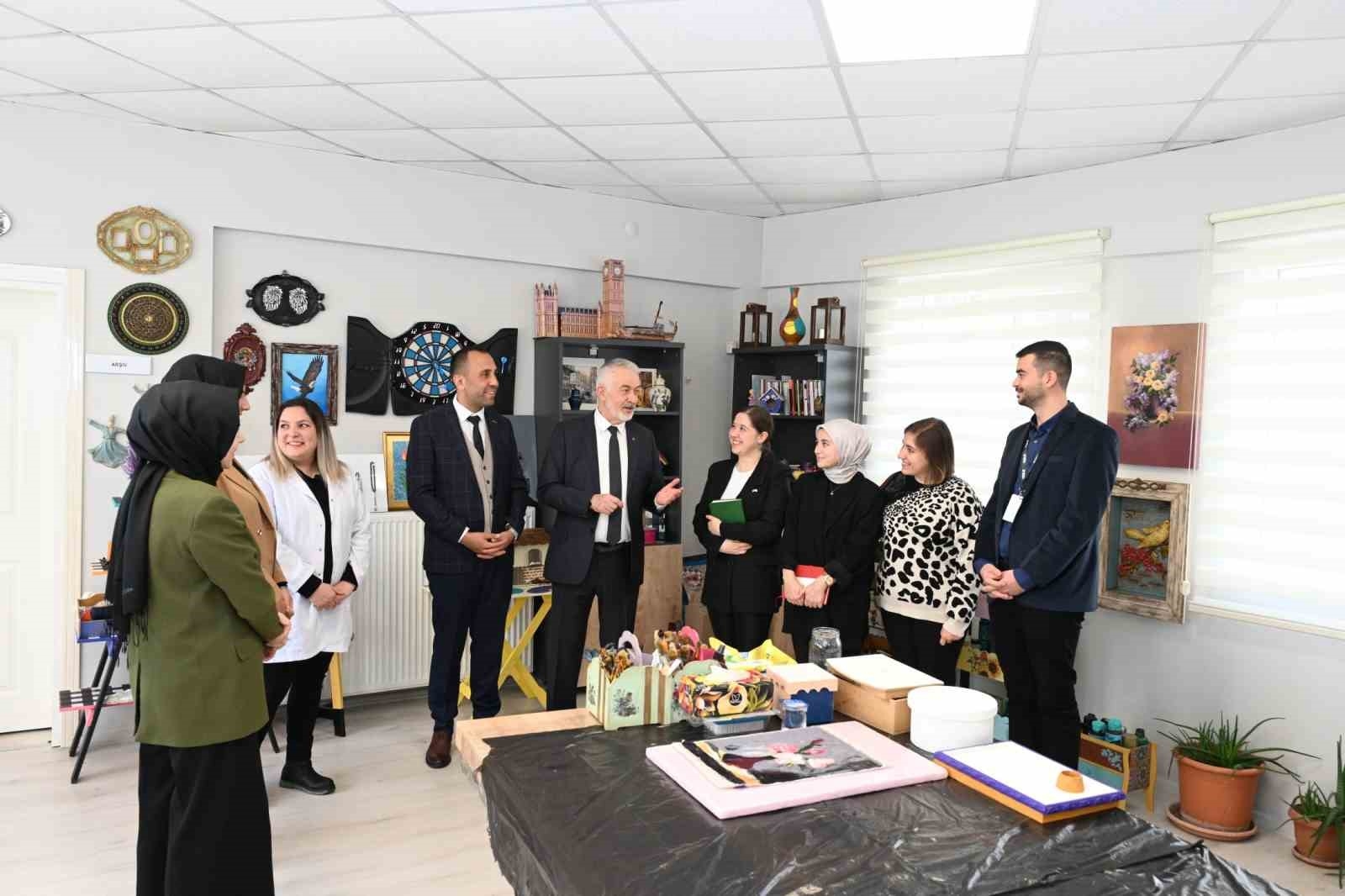 Başkan Başdeğirmen: "Bağımlılık zamanımızın en zor hastalığı"