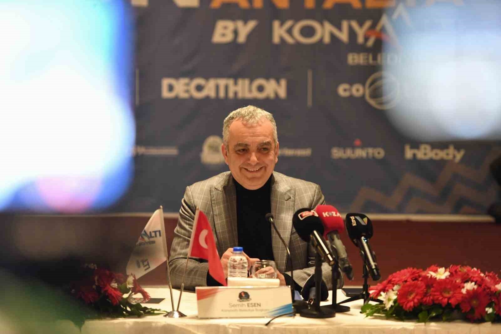 Bin 720 sporcu, maviden beyaza koşacak