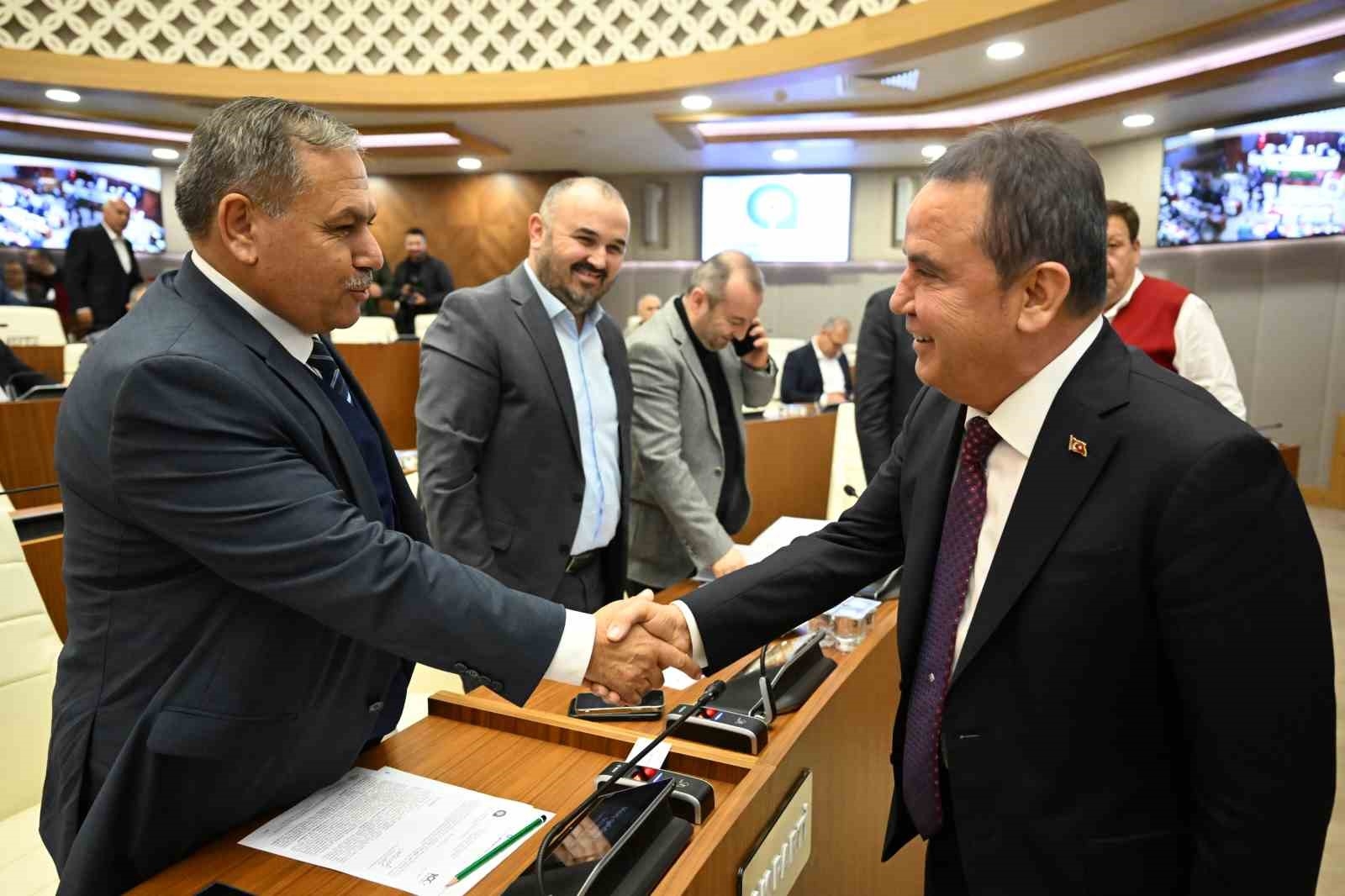 Büyükşehir'den toplu ulaşım esnafına yeni ücret desteği