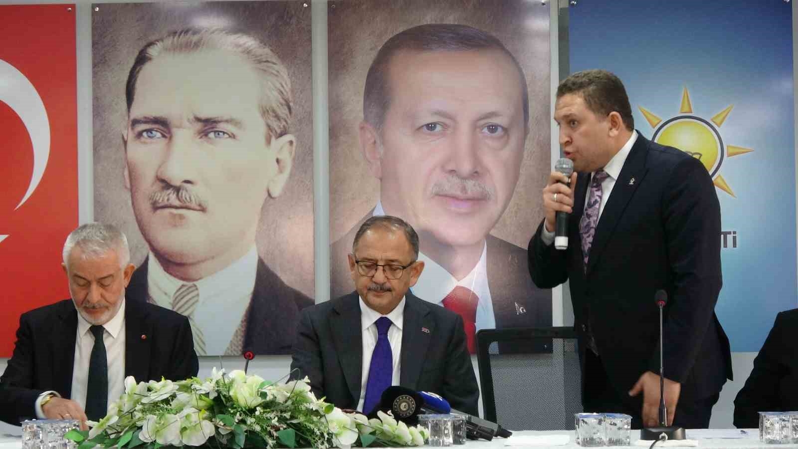 Çevre Şehircilik ve İklim Değişikliği Bakanı Özhaseki: "Ekonomi dimdik ayakta"
