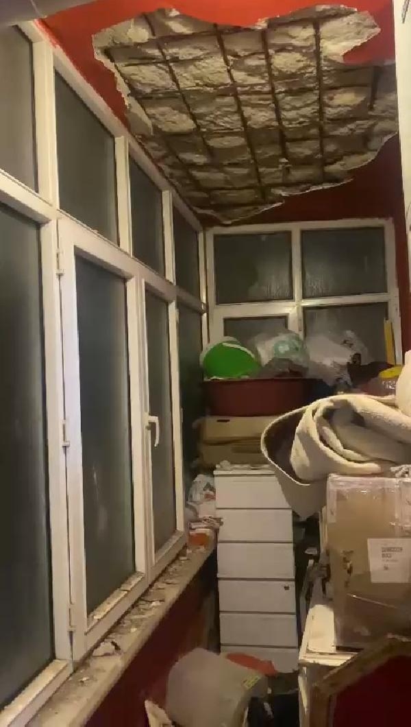 Depremde hasar gören bina boşaltıldı