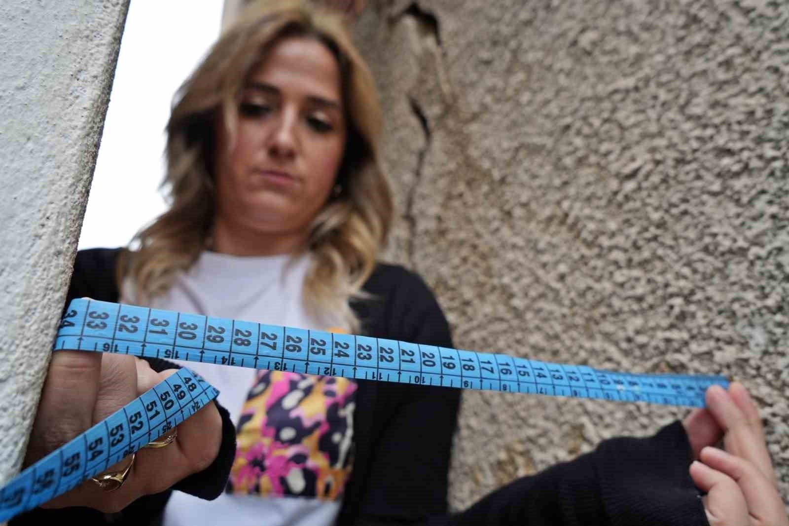 Evden çıkabilmek için kilo almaya korkuyorlar!