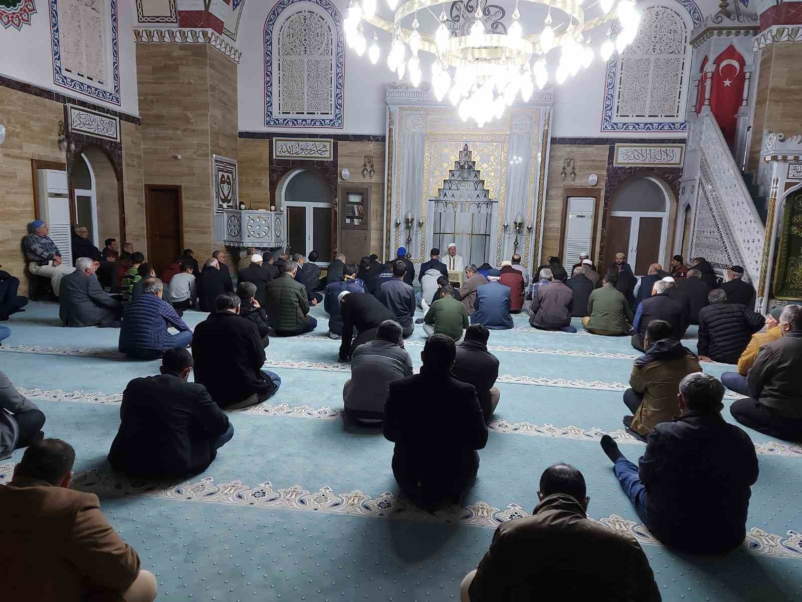 Gazipaşa'da şehitler dualarla anıldı