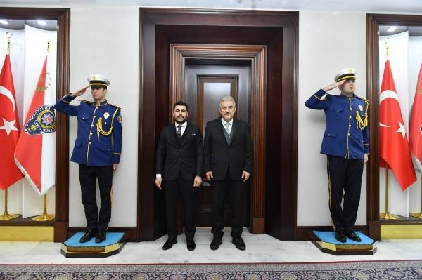 Genç Sağlık Sendikası üyeleri Emniyet Genel Müdürü Erol Ayyıldız'ı ziyaret etti