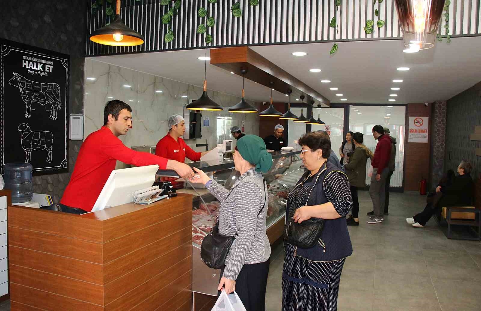 'Halk Et' dört yaşında
