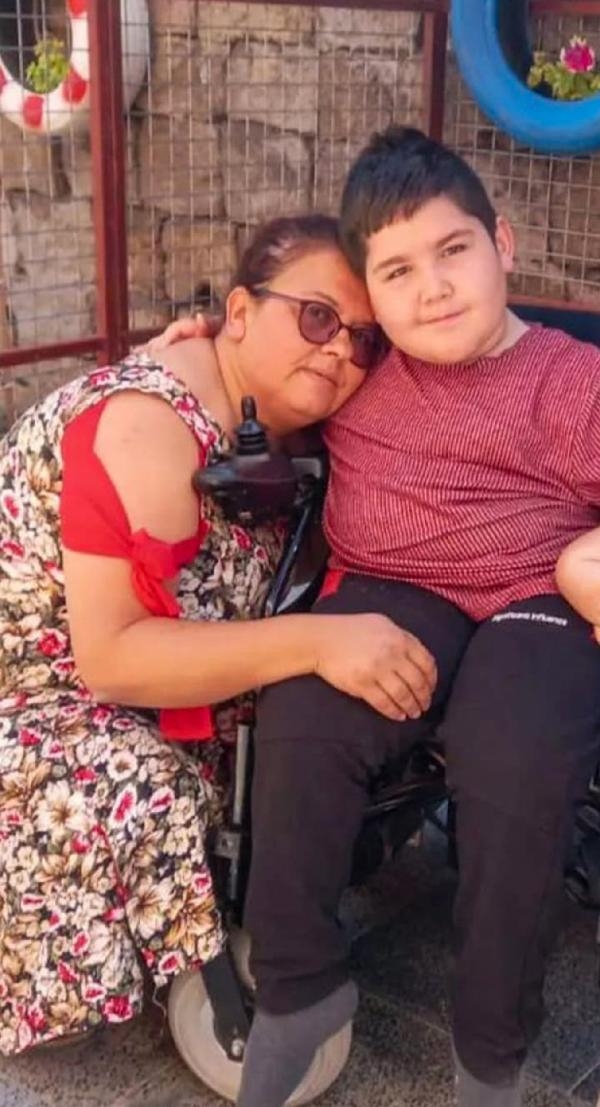 Hayatını kaybeden SMA'lı İrem'in hayalini annesi gerçekleştiriyor