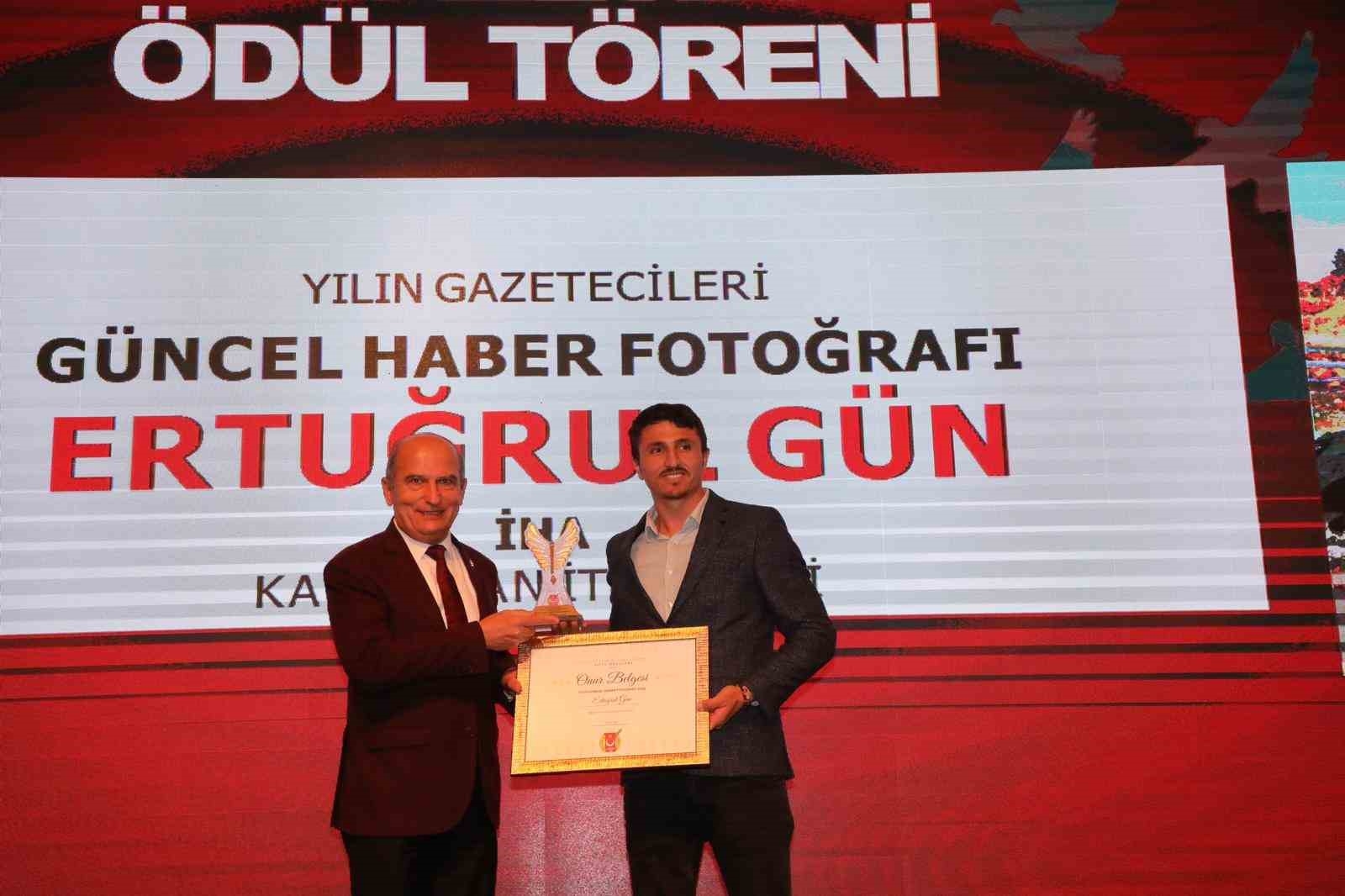 İHA muhabirleri ödüllerini törenle aldı