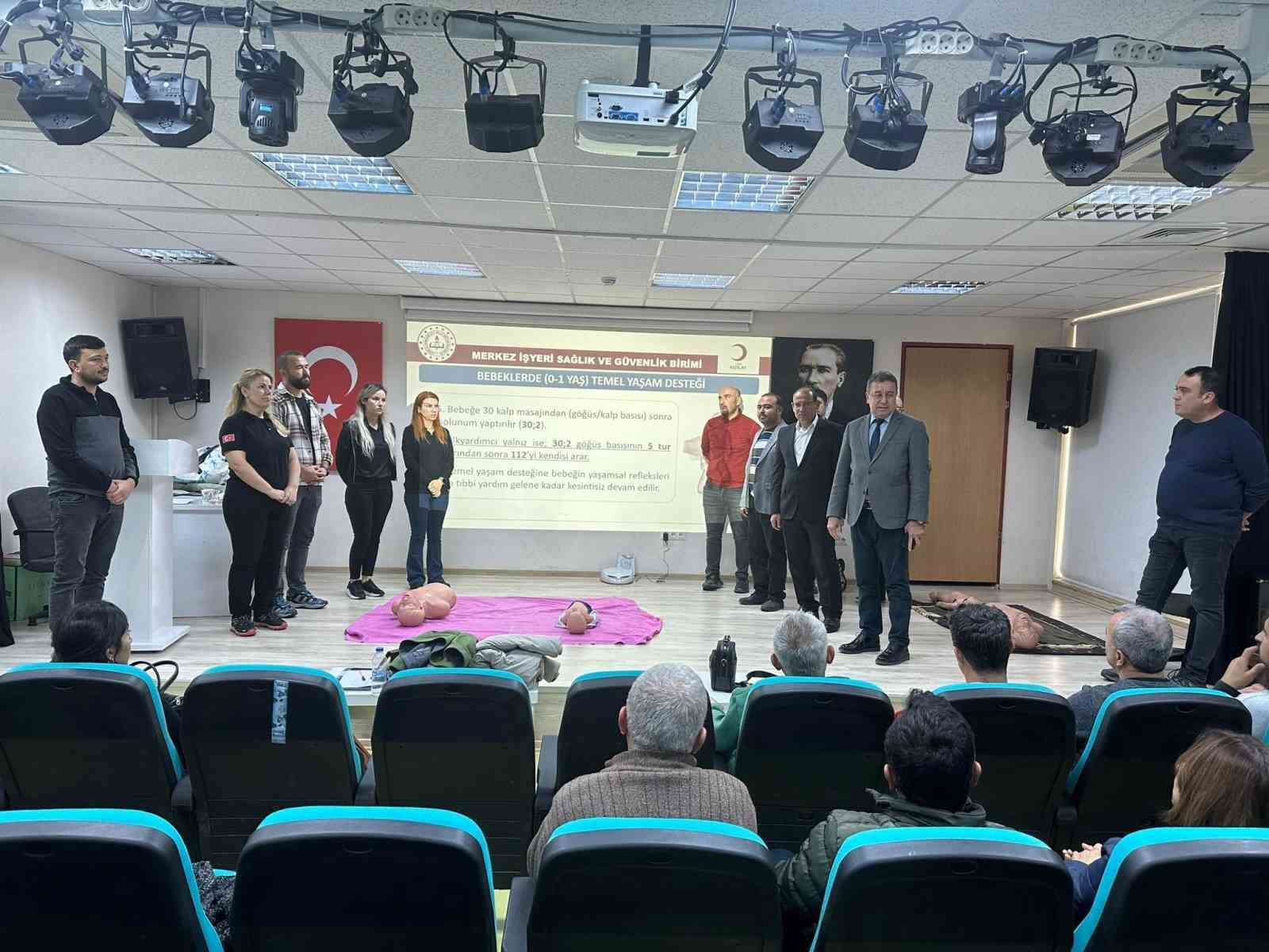 Kumluca'da "İlk Yardım Eğitim Merkezi" açıldı