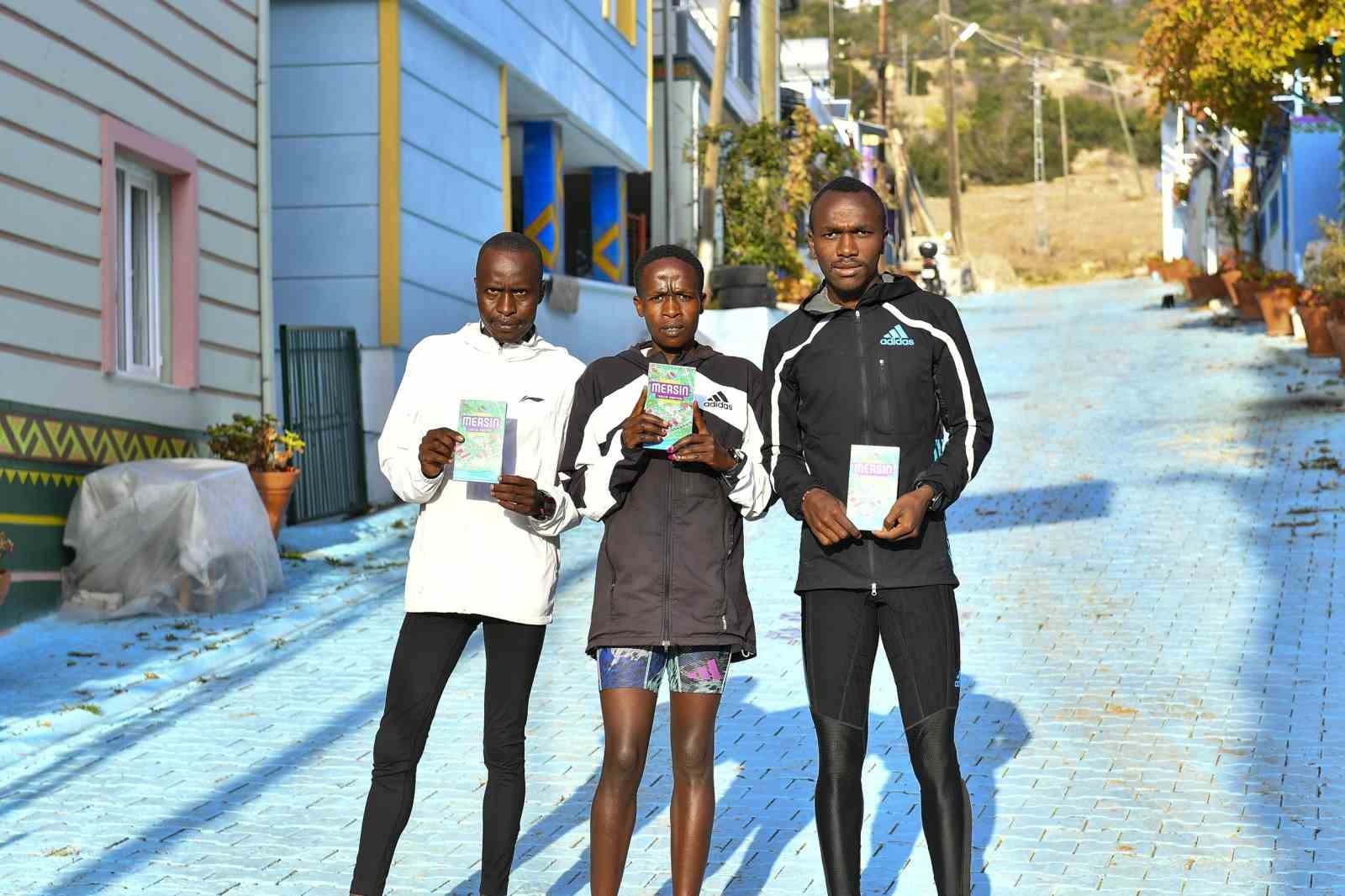 Maraton koşucuları antrenmanlara devam ediyor