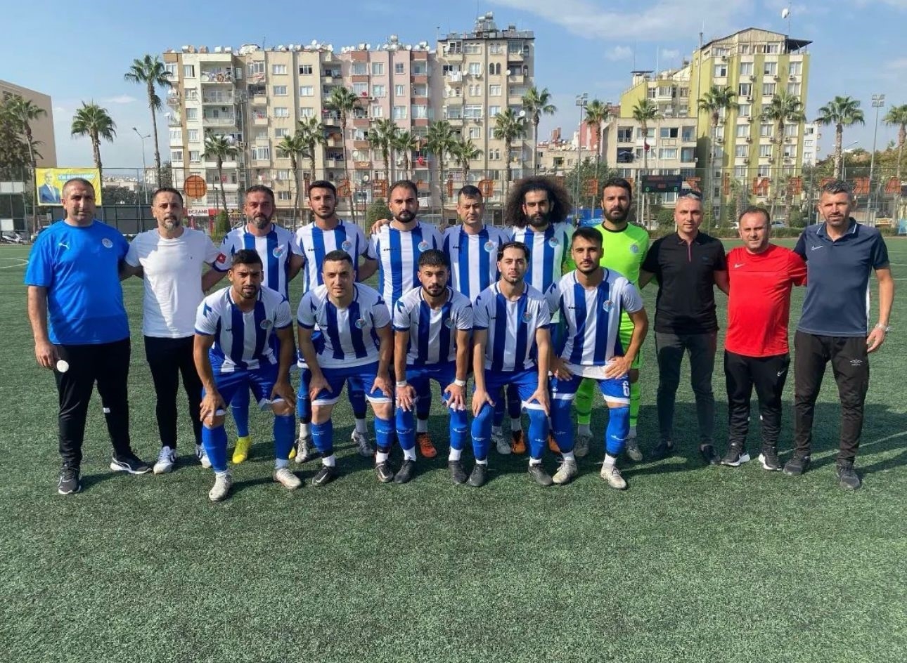 Mersin Süper Amatör Lig'de devre oldu, şampiyonluk yarışı kızıştı