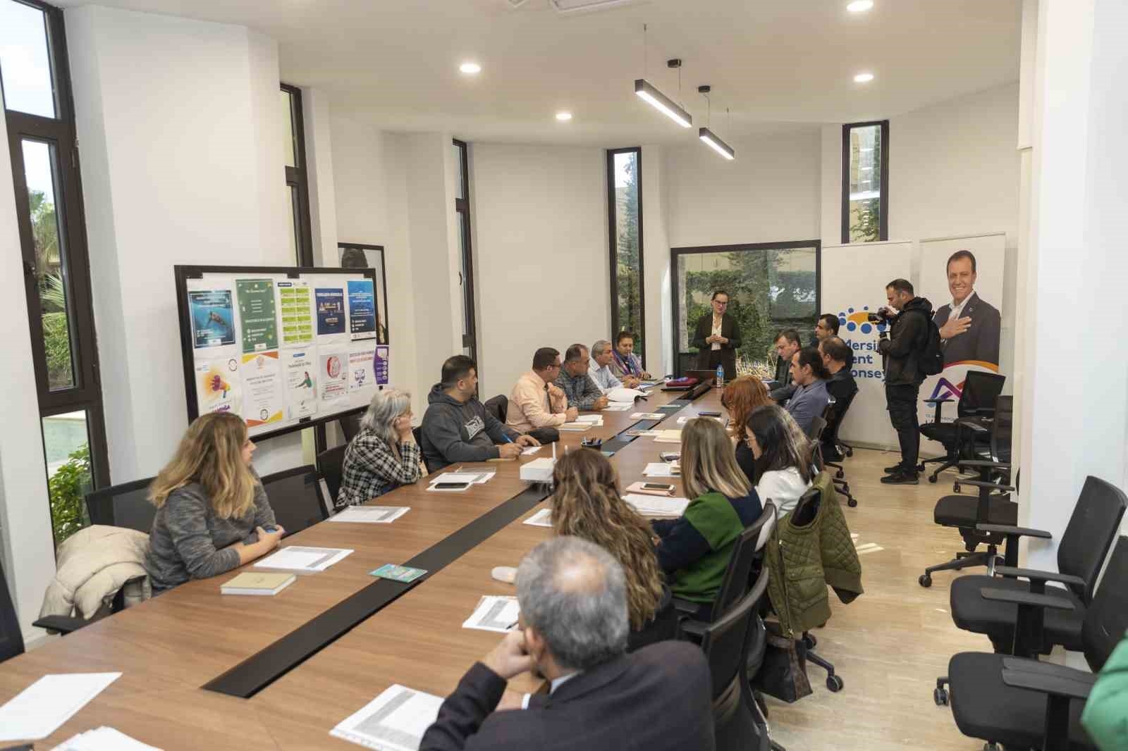 Mersin'de 'Reslog yerel yönetimde rezilyans projesi' toplantısı yapıldı