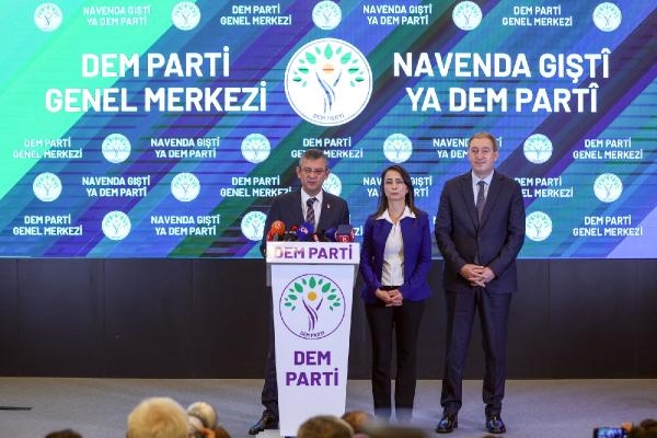Özgür Özel'den DEM Parti'ye ziyaret; Diyaloğumuz sürecek