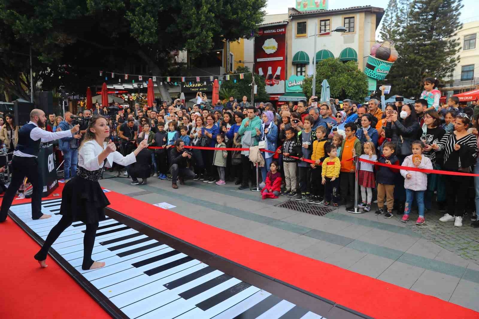 Piyanonun ustaları yeniden Antalya'da