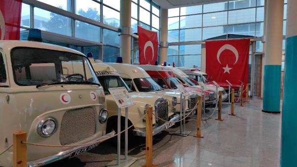 Sağlık hizmetinde evrim bu müzede; 1'inci Dünya Savaşı'ndaki ambulans da sergide