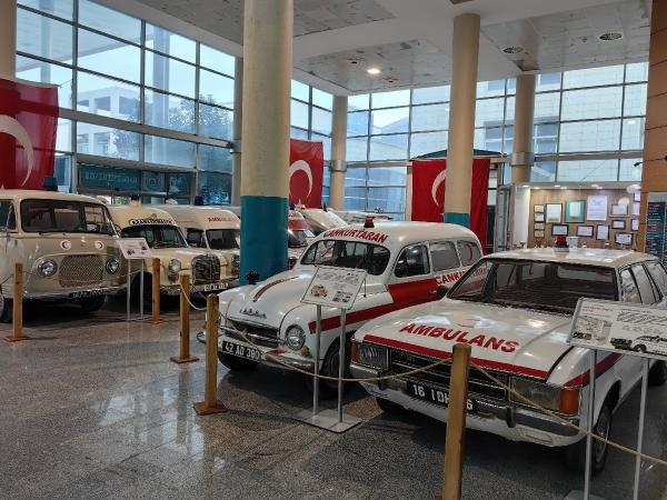 Sağlık hizmetinde evrim bu müzede; 1'inci Dünya Savaşı'ndaki ambulans da sergide