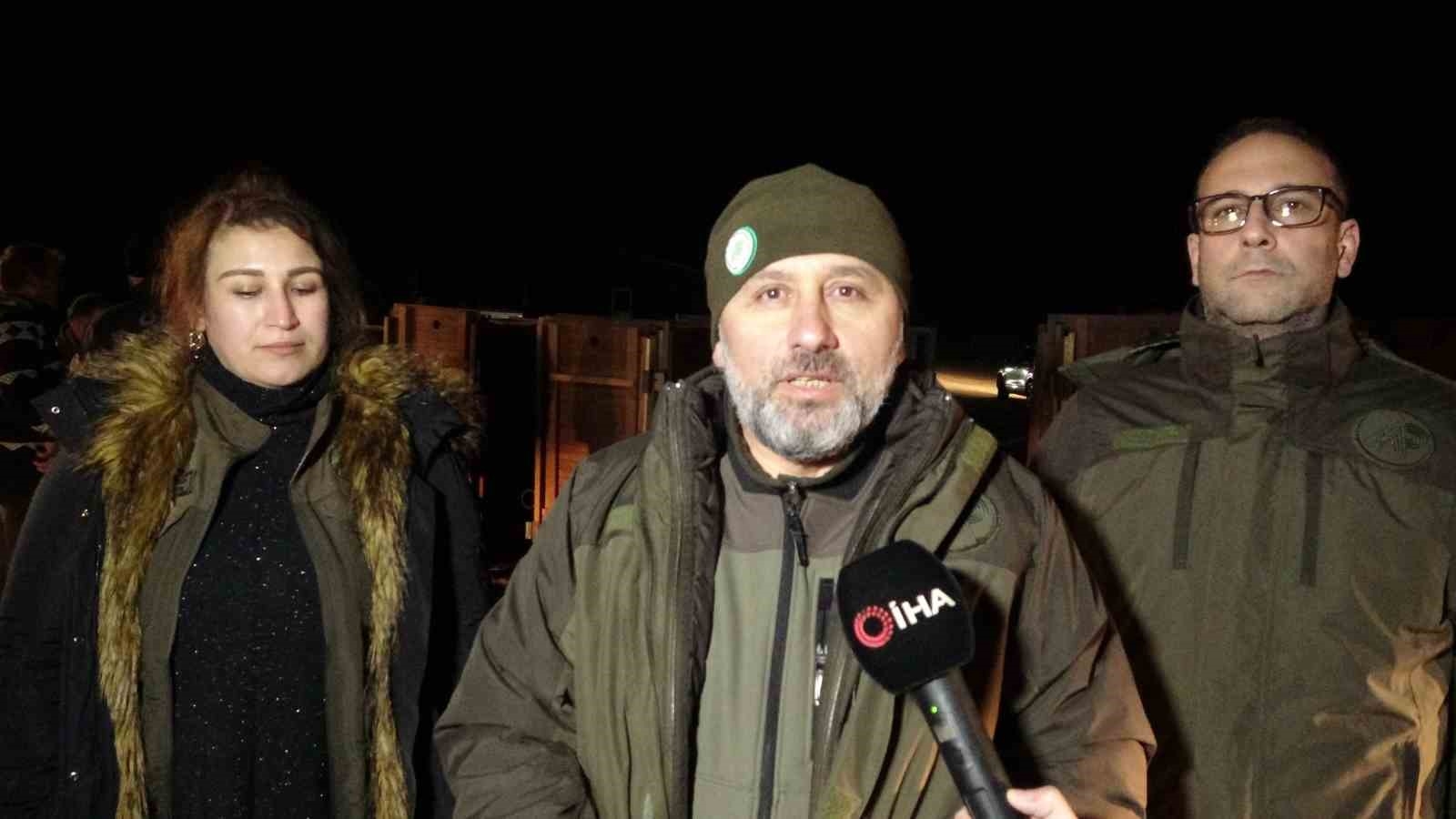 Salda Gölü çevresine 6 kızıl geyik daha bırakıldı