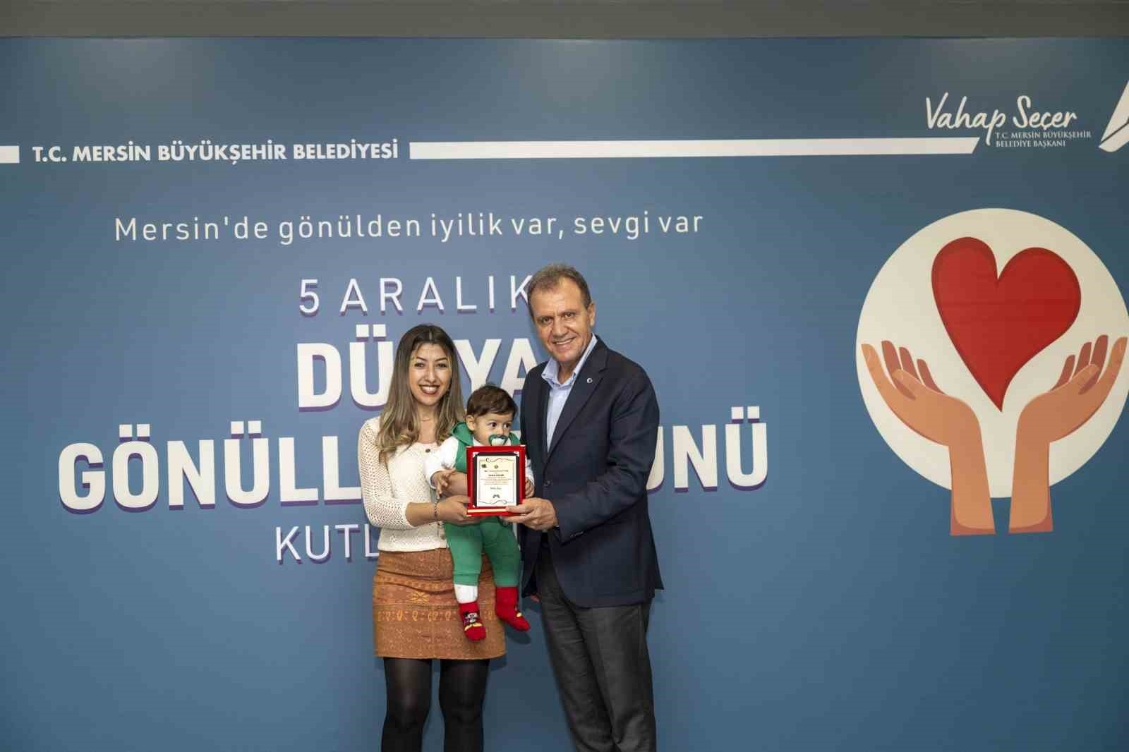 Seçer: "Gönüllülük çatısı altında yapılan işler beni çok mutlu ediyor"