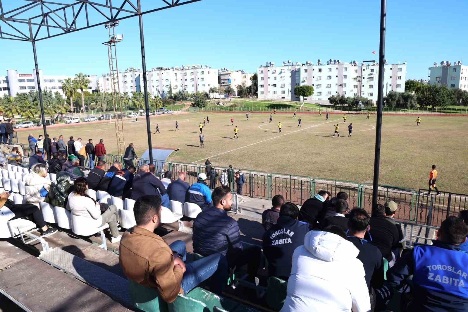 Toroslar'da 'Kurtuluş Kupası' heyecanı devam ediyor