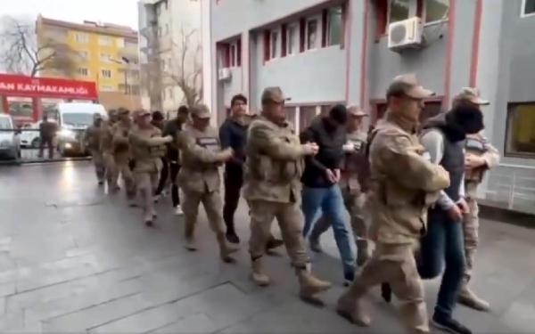 10 ilde 'Sibergöz 19' operasyonu: 33 gözaltı !