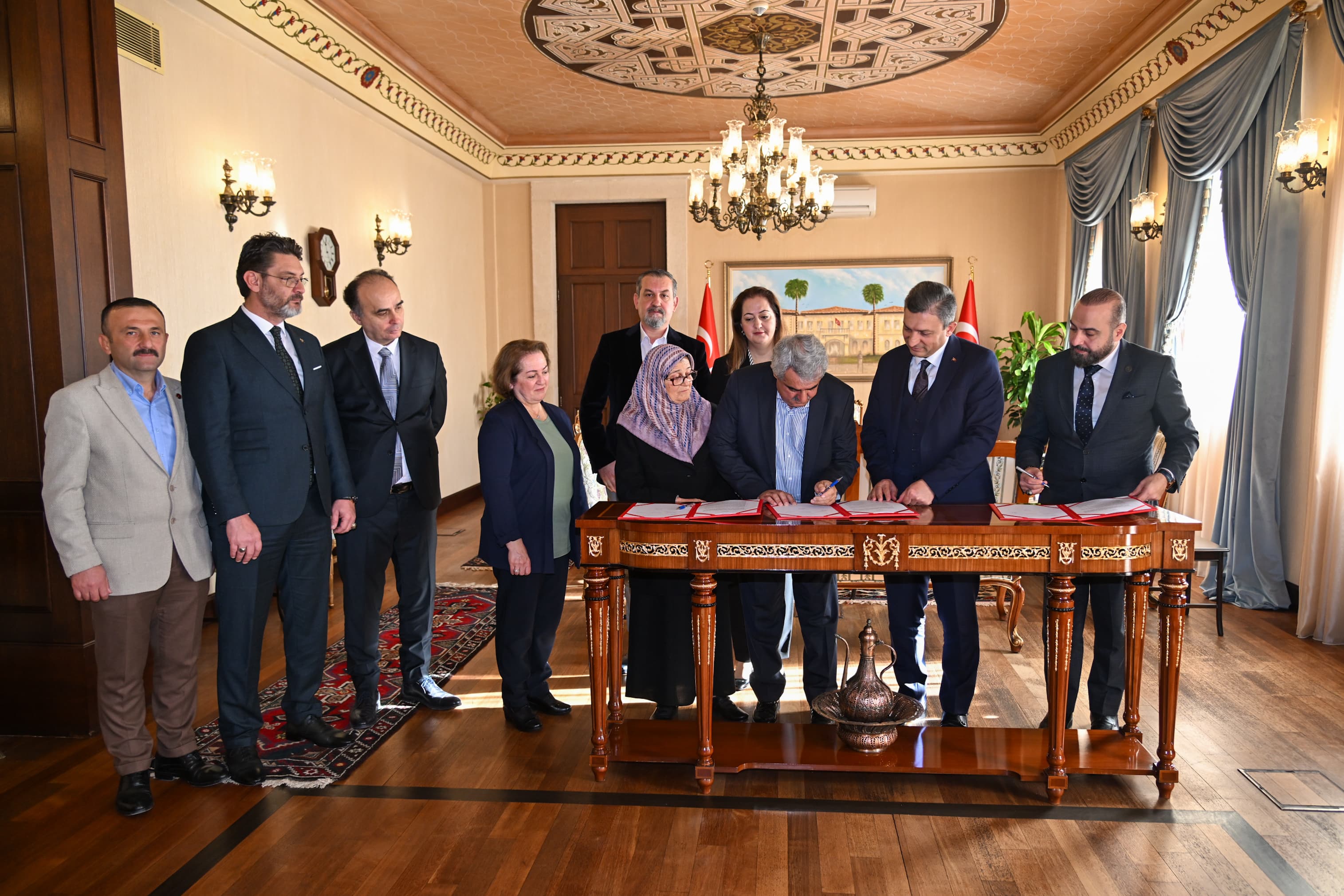 Hayırseverden Korkuteli’ne sağlık ocağı