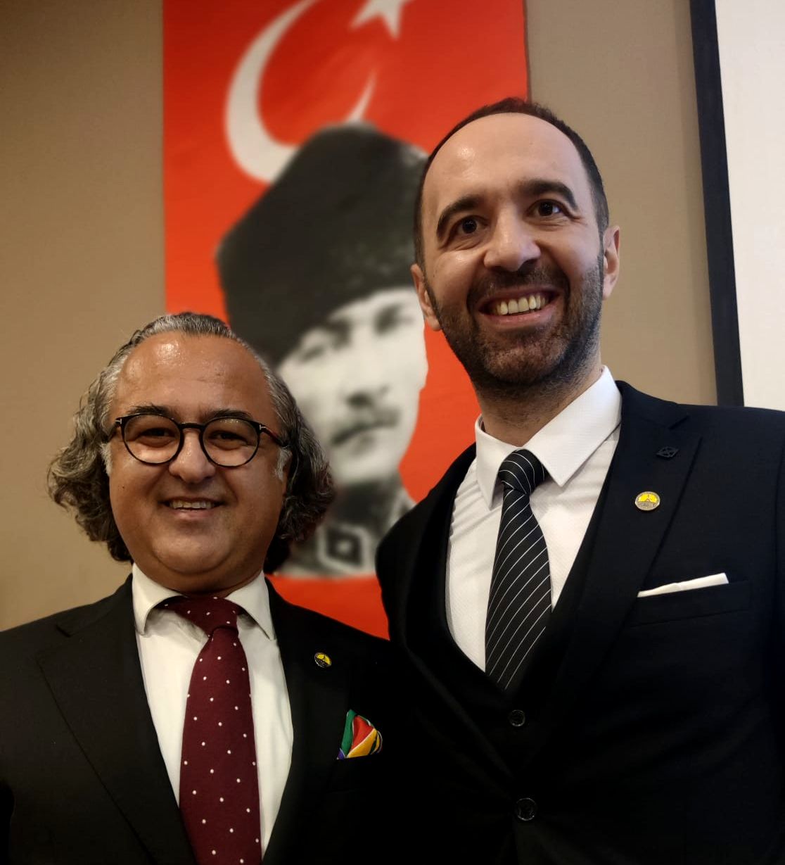 YÖRSİAD'da  yeni başkan Mustafa Alper Oral oldu
