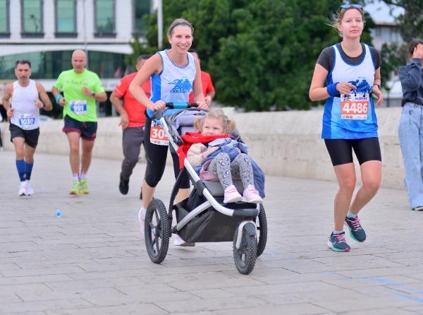 14'üncü Uluslararası 5 Ocak Adana Kurtuluş Yarı Maratonu koşuldu