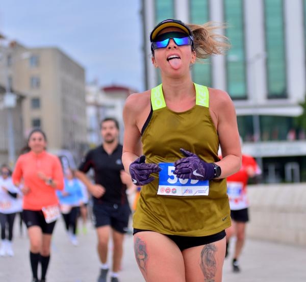 14'üncü Uluslararası 5 Ocak Adana Kurtuluş Yarı Maratonu koşuldu