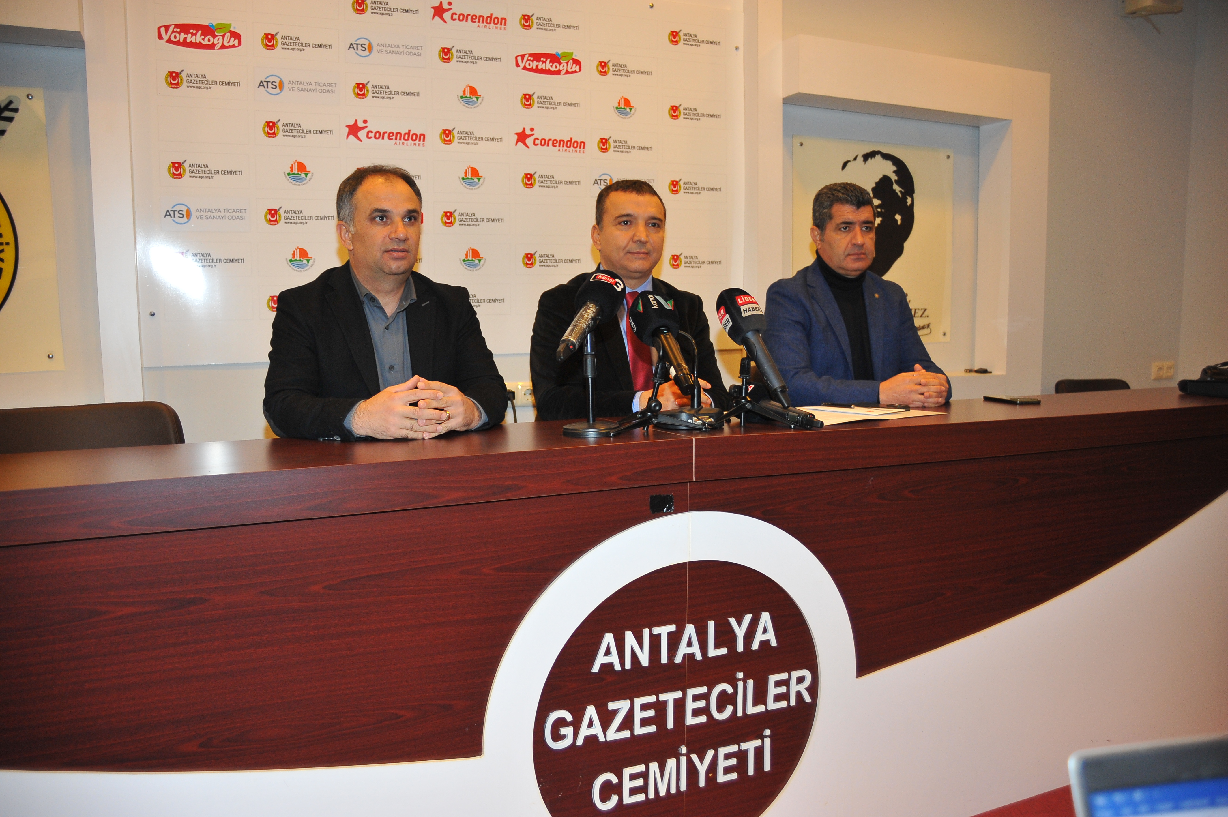 AGC'den Hürses'e ödül