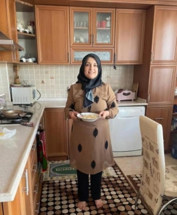 25 yıllık eşini 'aldattığı için öldürdüm' dedi, kızı yalanladı