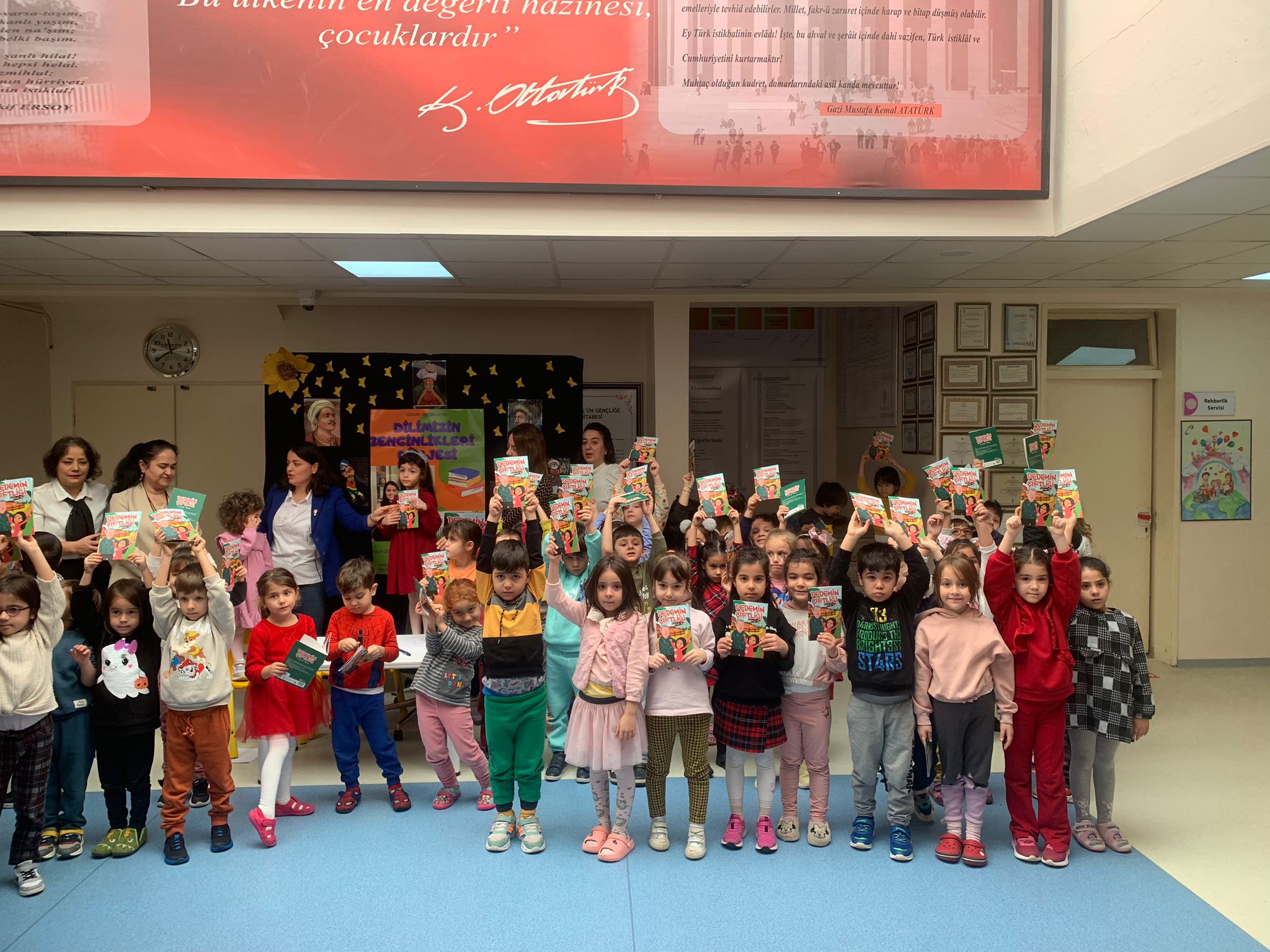 Minikler Yazar Tunç ile buluştu